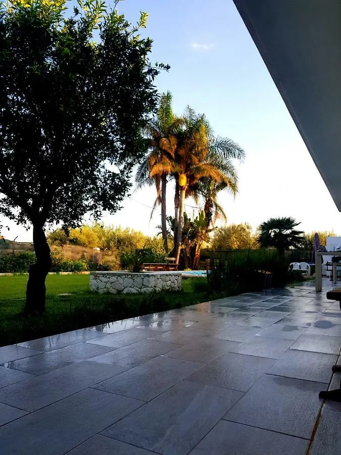Séjour chez l'habitant Appartement Casa Vacanza Le Tre Palme à Floridia Italie